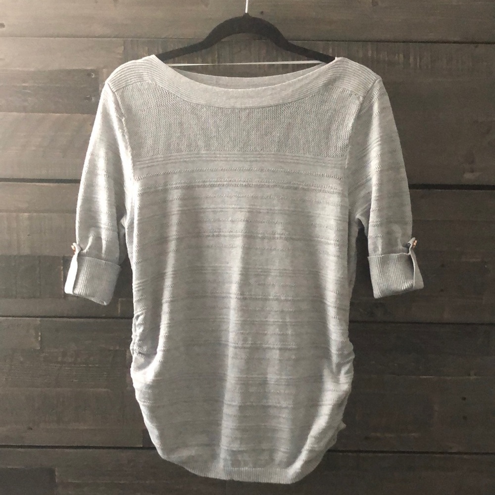 Gray quarter sleeved sweater